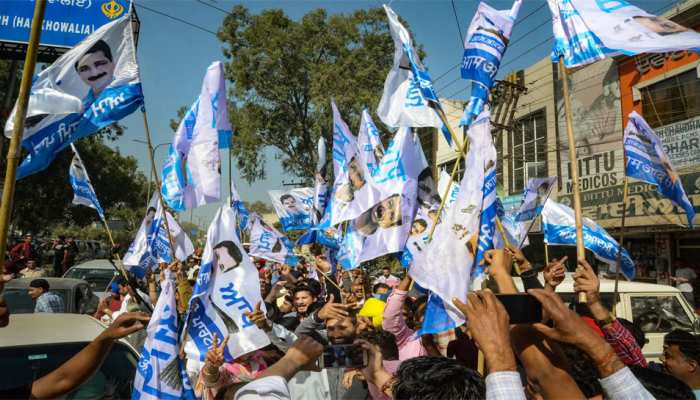 MCD चुनाव में AAP ने सबको किया साफ, इन मुद्दों के बूते जनता के दिल पर किया राज