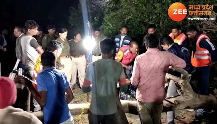 MP News: 16 घण्टे से ऑपरेशन ज़िंदगी जारी, देखिए बोरवेल में फंसे तन्मय की तस्वीरें