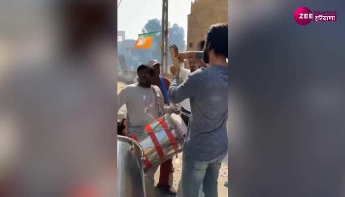 Video: राजनीति के रंग में दिखे जड़ेजा, पत्नी Rivaba Jadeja जीतीं को खूब उड़ाए पैसे