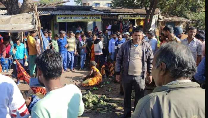 धनबाद के सब्जी बाजार में बम विस्फोट, 7 लोग घायल - Bomb blast in Dhanbad's vegetable market, 7 people injured