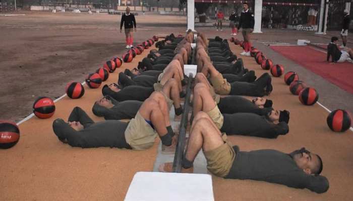 Watch: दुश्मनों को धूल चटाएंगे देश के नए शूरवीर, कैसे हो रही अग्निवीरों की ट्रेनिंग