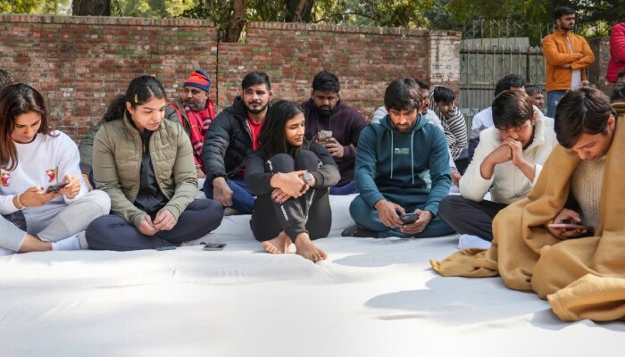 WFI Protest: ਖੇਡ ਮੰਤਰਾਲੇ ਦੇ ਭਰੋਸੇ ਤੋਂ ਸੰਤੁਸ਼ਟ ਨਹੀਂ ਹੋਏ ਪਹਿਲਵਾਨ, PM ਨਾਲ ਕਰਨਗੇ ਮੁਲਾਕਾਤ