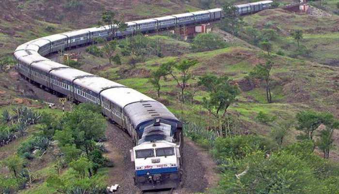 रेलवे की सबसे छोटी यात्रा 3km की है, पढ़ें भारतीय रेलवे के 10 चौंकाने वाले फैक्ट