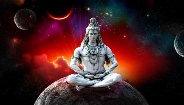 Maha Shivratri: कब है महाशिवरात्रि? जानें डेट, शुभ मुहूर्त पूजा विधि और शिव मंत्र