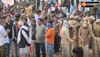 कोटपूतली में मास्टर प्लान बनाने का मामला, सैकड़ों की संख्या में लोगों ने की जमकर नारेबाजी