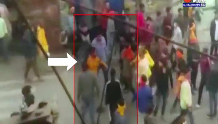 बिहार में मूर्ति विसर्जन के दौरान युवक की गोली मारकर हत्या, फायरिंग का वीडियो वायरल