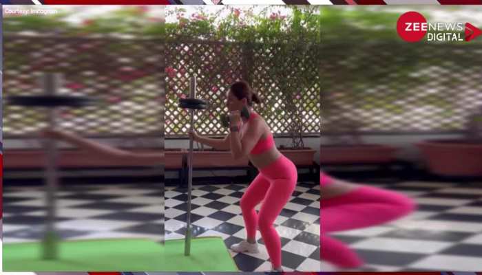 प्रेगनेंसी के बाद रहना हो फिट तो Kareena Kapoor का ये वीडियो