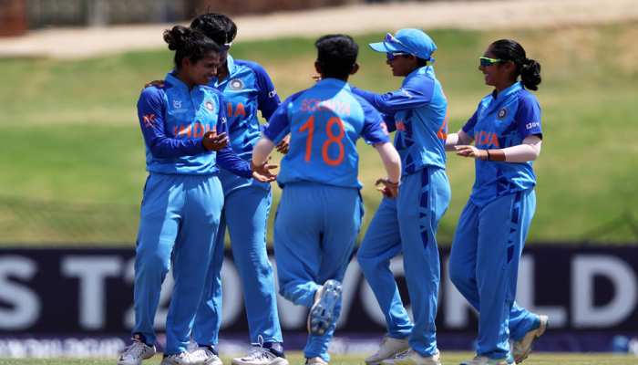 Ind vs Eng Women's U19: टीम इंडिया की घातक गेंदबाजी, इंग्लैंड के गिराए 6 विकेट