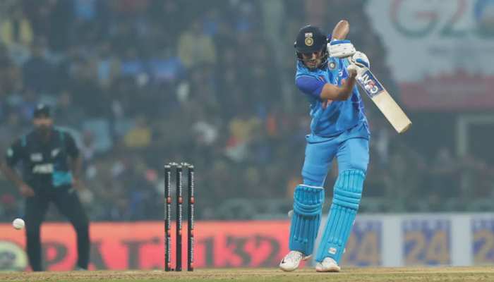 IND vs NZ T20 Live: टीम इंडिया को लगा पहला झटका, शुभमन गिल हुए आउट