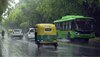 दिल्ली-NCR में अगले 12 घंटे तक जारी रहेगी बारिश, IMD ने जारी किया अलर्ट
