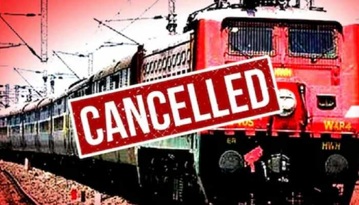 Cancel Train Today: हावड़ा-नई दिल्ली समेत 359 ट्रेनें रद्द, यहां चेक करें कैंसल ट्रेनों की लिस्ट