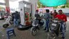 UP Petrol-Diesel:बजट से पहले यूपी में बढ़े पेट्रोल डीजल के दाम,जानें अपने शहर का रेट