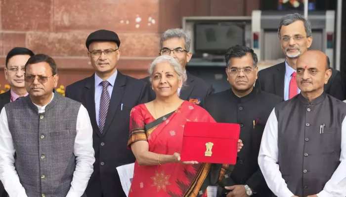 Union Budget 2023: नर्सिंग केंद्रों पर जानें वित्त मंत्री निर्मला सीतारमण की यह खास बात, स्थापित किए जाएंगे 157 नए नर्सिंग कॉलेज