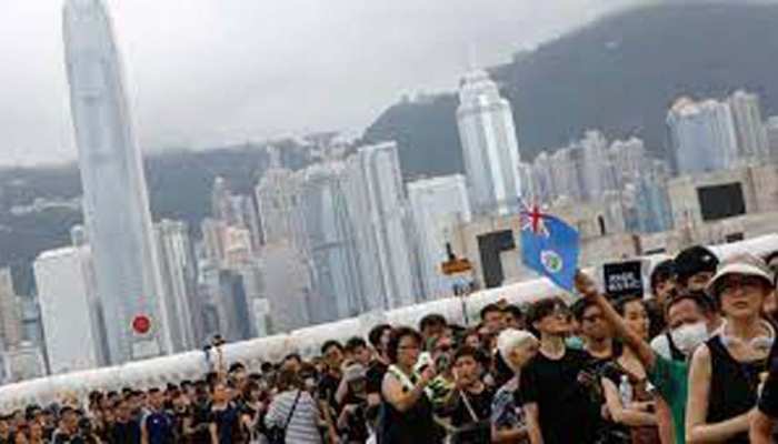 Hong Kong जाने वालों के लिए बड़ी खुशखबरी, 5 लाख लोगों को मिलेगा फ्री हवाई टिकट