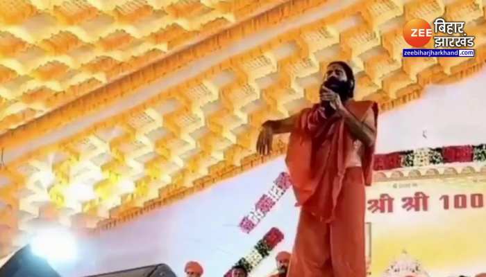 राजस्थान के बाड़मेर में बाबा रामदेव का विवादित बयान, कहा- 'आतंकवादी और अपराधी बनकर खड़े हो जाते हैं मुसलमान'