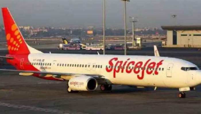 Delhi airport पर SpiceJet स्टाफ और यात्रियों के बीच तीखी बहस, इस वजह से हुआ हंगामा