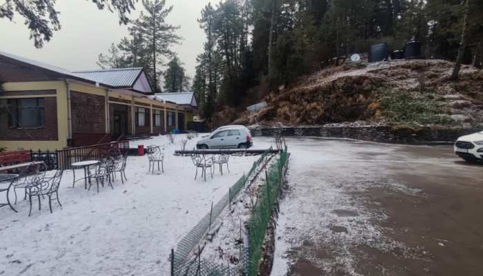 Weather Update: हिमाचल के मंडी, ऊना, सोलन में बर्फबारी से 185 सड़कें बंद,जनता परेशान