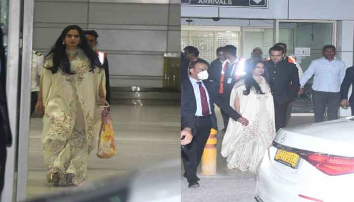 हीरो का हार, चमचमाता लिबास पहने सहेली Kiara की शादी में पति संग पहुंचीं Isha Ambani