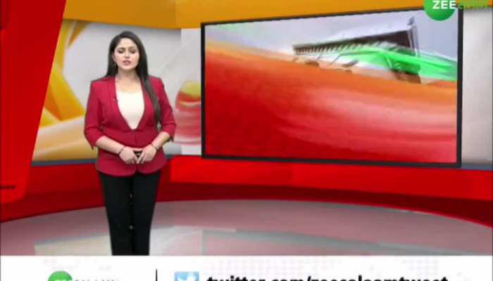 Video: अडानी मामले पर अपोजीशन का हल्ला बोल, LIC और SBI ब्रांच के सामने किया विरोध