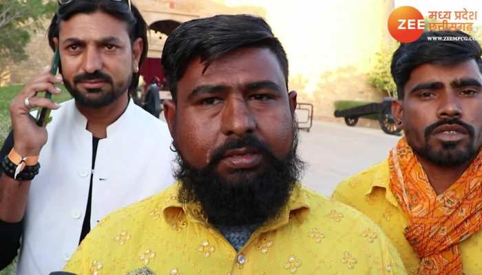 शादी के पवित्र बंधन में बंधे कियारा और सिद्धार्थ, इस कलर का रहा आउटफिट