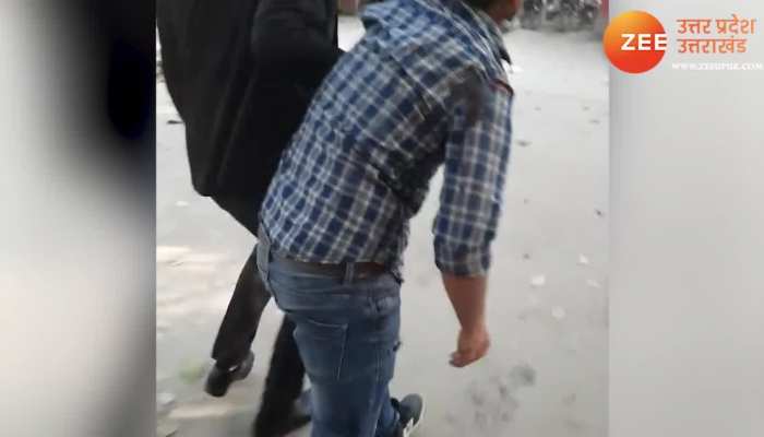 Ghaziaba News: गाजियाबाद कोर्ट परिसर में घुसा तेंदुआ, घंटों मचाया उत्पात, देखें VIDEO