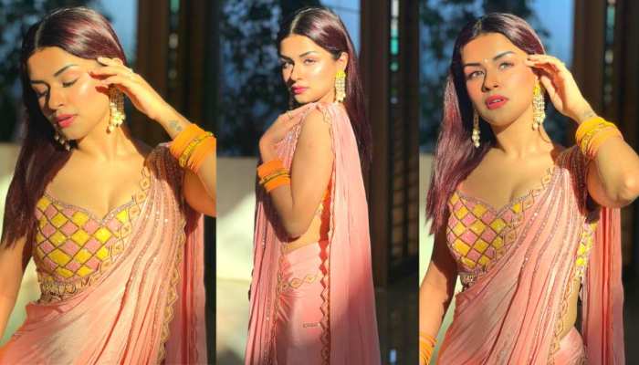Avneet Kaur Video : खुली जुल्फों संग चमकीली साड़ी में अवनीत कौर ने बांधा समा