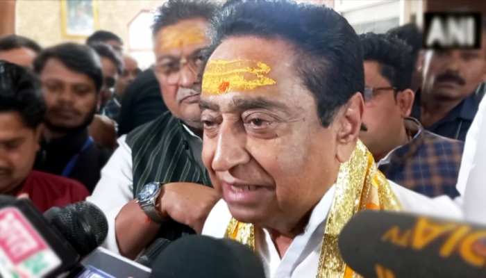 धीरेंद्र शास्त्री से मिले कमलनाथ, हिंदू राष्ट्र पर कहा- देश संविधान से चलता है