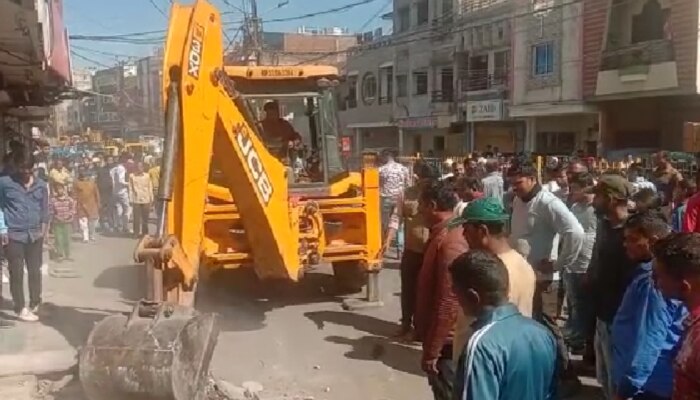 महाशिवरात्रि से पहले महाकाल की नगरी में बड़ी कार्रवाई, मास मटन की दुकानों पर सख्ती