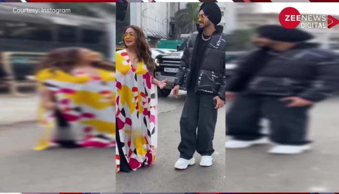 बेडशीट ओढ़ घर से बाहर निकलीं Neha Kakkar, लोगों ने कर दिया ट्रोल