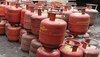 LPG Cylinder Price: होली से पहले महंगाई का झटका, घरेलू और कमर्शियल सिलेंडर हुए महंगे