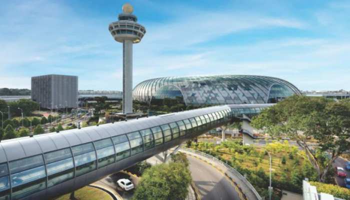 Top Airports In The World: ये हैं दुनिया के 5 सबसे खूबसूरत एयरपोर्ट, देखकर हटा नहीं पाएंगे नजर
