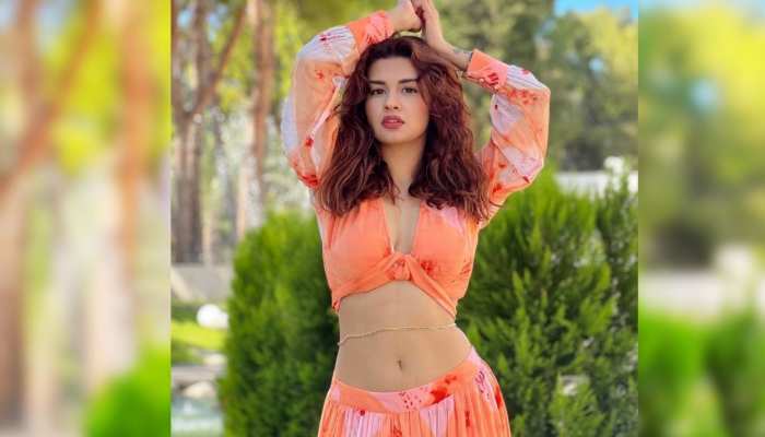 Avneet kaur video : संतरे जैसा अवनीत कौर का जूसी लुक बढ़ा रहा  फैंस की प्यास 