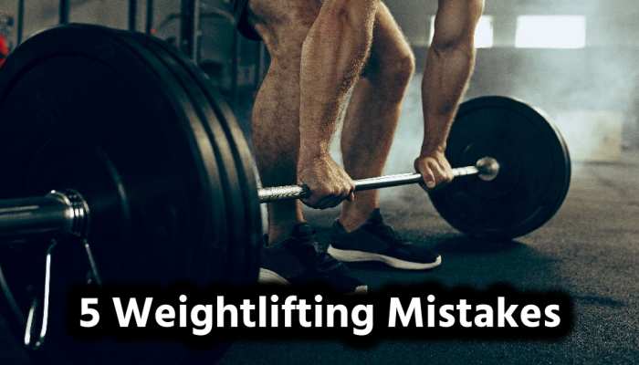 जिम में Weightlifting के दौरान अधिकतर लोग करते हैं ये 5 गलतियां, लग सकती है चोट