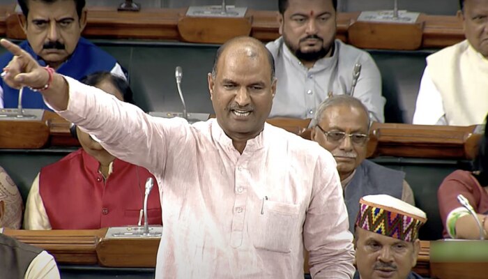 CP Joshi : राजस्थान में बीजेपी प्रदेश अध्यक्ष पद से पूनिया को हटाया और सीपी जोशी को सौंपी कमान