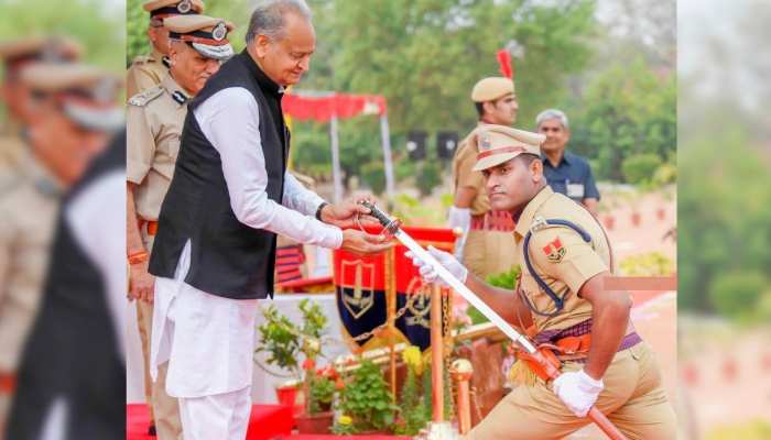 Rajasthan News: दीक्षांत परेड समारोह में राजस्थान पुलिस को मिले 35 नए RPS अफसर, CM गहलोत ने किया निरीक्षण