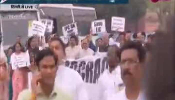 Video: CBI-ED के इस्तेमाल पर 14 विपक्षी दल पहुंचे SC, विजय चौक तक मार्च
