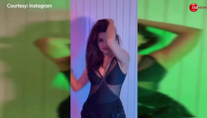 वैसे ही कपड़े वैसी ही लाइट्स, Disha Patani की नकल करने लगीं Avneet Kaur; रील बनाकर डाला तो भड़के ट्रोल्स