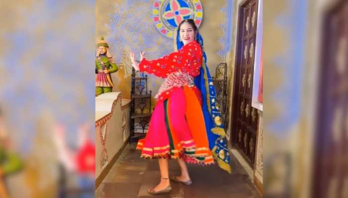 Sapna Choudhary video : लाल घाघरे में सपना चौधरी लगाया ऐसा ठुमका की खुलें रह गए लोगों के मुंह