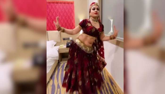 Gori Nagori Video : राजस्थान की शकीरा ने पहले बंद किया कमरा फिर कर दी ठुमकों की बारिश