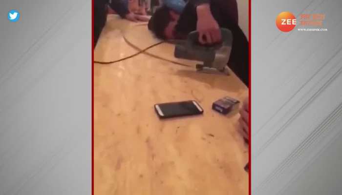 सोते हुए दोस्त के साथ किया ऐसा गंदा काम, जिंदगी भर रहेगा याद, देखें Video