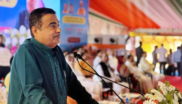 गडकरी ने की दो टूक बात- 'काम पसंद आए तो वोट दो या फिर मत देना, मक्खन नहीं लगाउंगा'