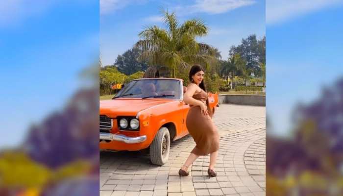 Gori Nagori Video : गोरी नागोरी का ये वेस्टर्न लुक ढा रहा कहर , बदन से चिपकी हुई ड्रेस पहन गोरी ने बिखेंरे जलवे