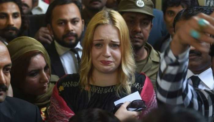 मॉडल बनने PAK गई थी चेक लड़की, पाकिस्तानियों ने यूं नर्क बना दी जिंदगी