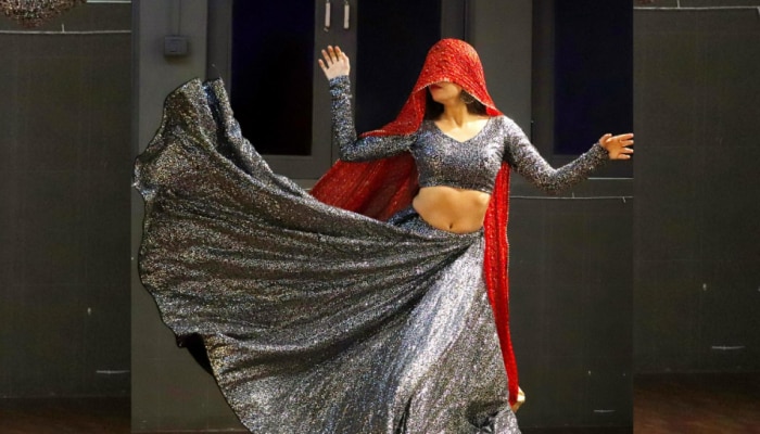 Dance Video : पायल छनकाते हुए लड़की ने मचाया तहलका, डांस देखते ही बावले हुए फैंस