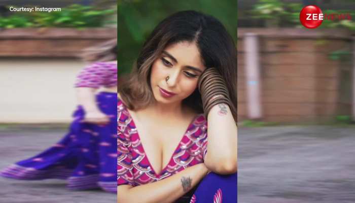 घाघरा पहन सड़क पर फोटोशूट कराती दिखीं सिंगर Neha Bhasin, देखें ये वायरल वीडियो