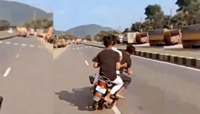 Viral Video : सड़क पर लहरिया मार रहे थे लड़के, 5 सेकेंड में बिखर गए