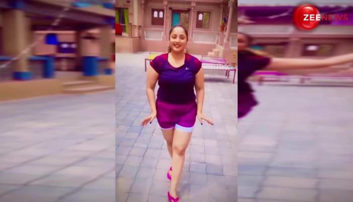 टाइट शॉर्ट्स पहन Rani Chatterjee ने किया ऐसा डांस, देख दंग रह गए फैंस