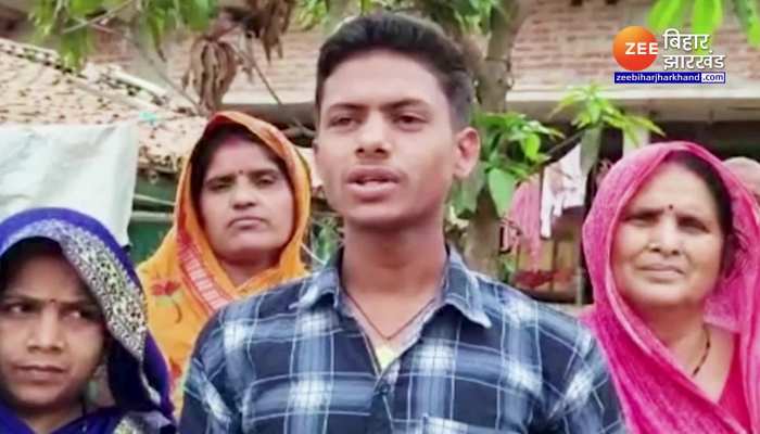 Bihar Board 10th Result : बिहार का पांचवा टॉपर बना किसान का बेटा अभिषेक...