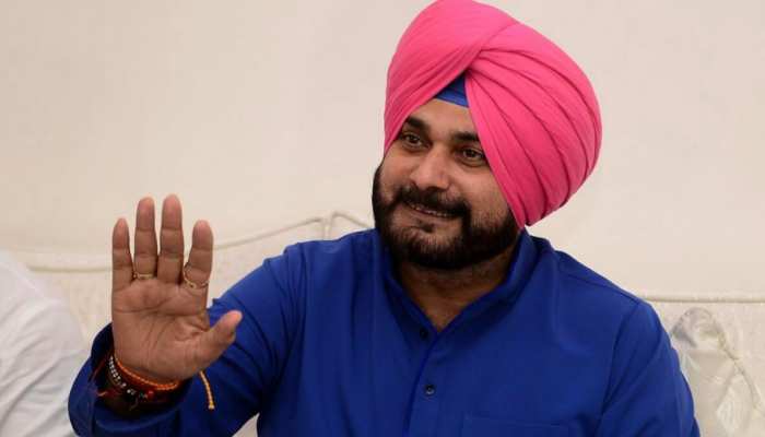 रोड रेज मामले में जेल से बाहर आए सिद्धू, केंद्र पर बोला हमला, राहुल को बताया क्रांति