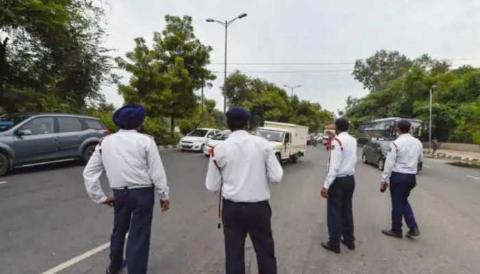 पुलिस ने बाइक का फोटो खींच लिया? Challan काटा या नहीं, 1 मिनट में ऐसे पता करें